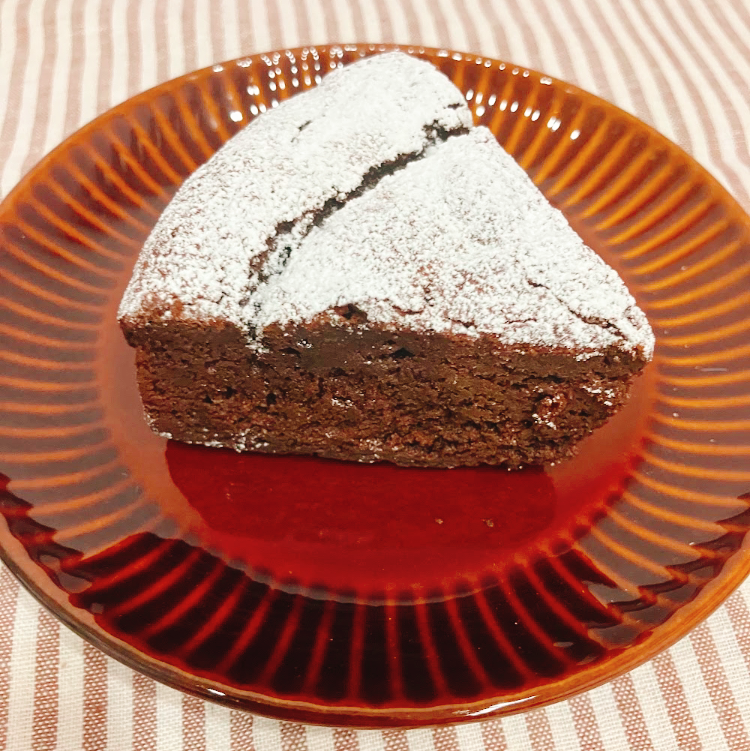 クラシックショコラ (ホール：4インチ6インチ）（カット）Classic Chocolate